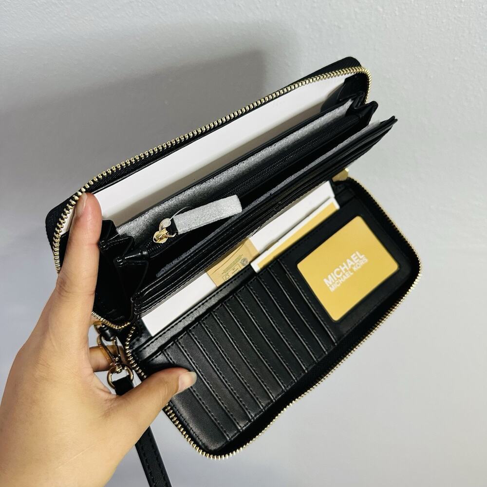 Michael Kors Jet Set Signature Multifunction Wristlet - Black, Large - Picture 4 of 4